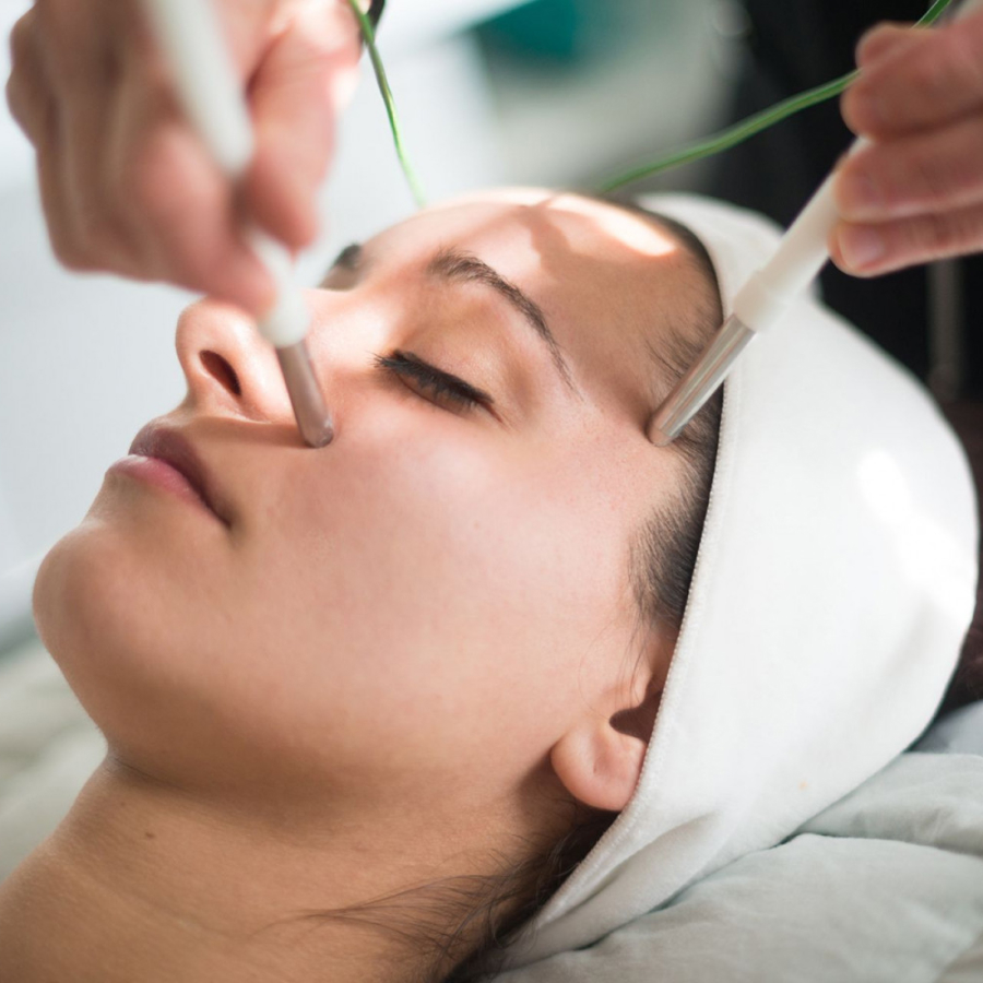 THE CHARLESTON NAIL SPA